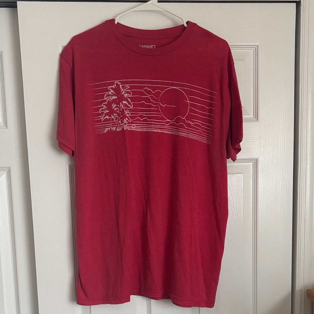 Hang Ten Men's Crimson Graphic Short Sleeve Tee